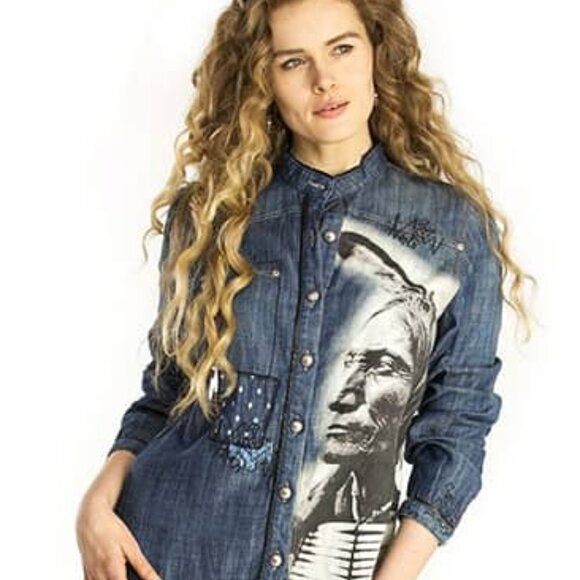 Double D Ranch Women's Denim Long Sleeve concho Button Down Shirt/Jacket. Size M - Picture 4 of 7